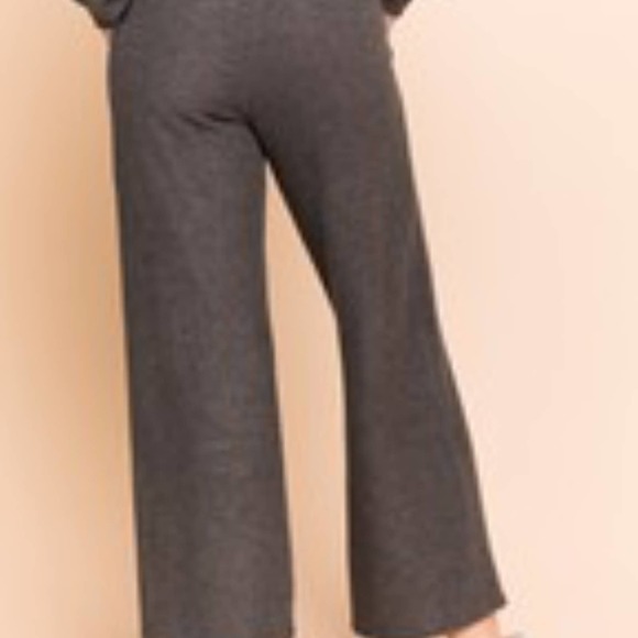 Cropped Knit Sweater Lounge Pants - Picture 4 of 6